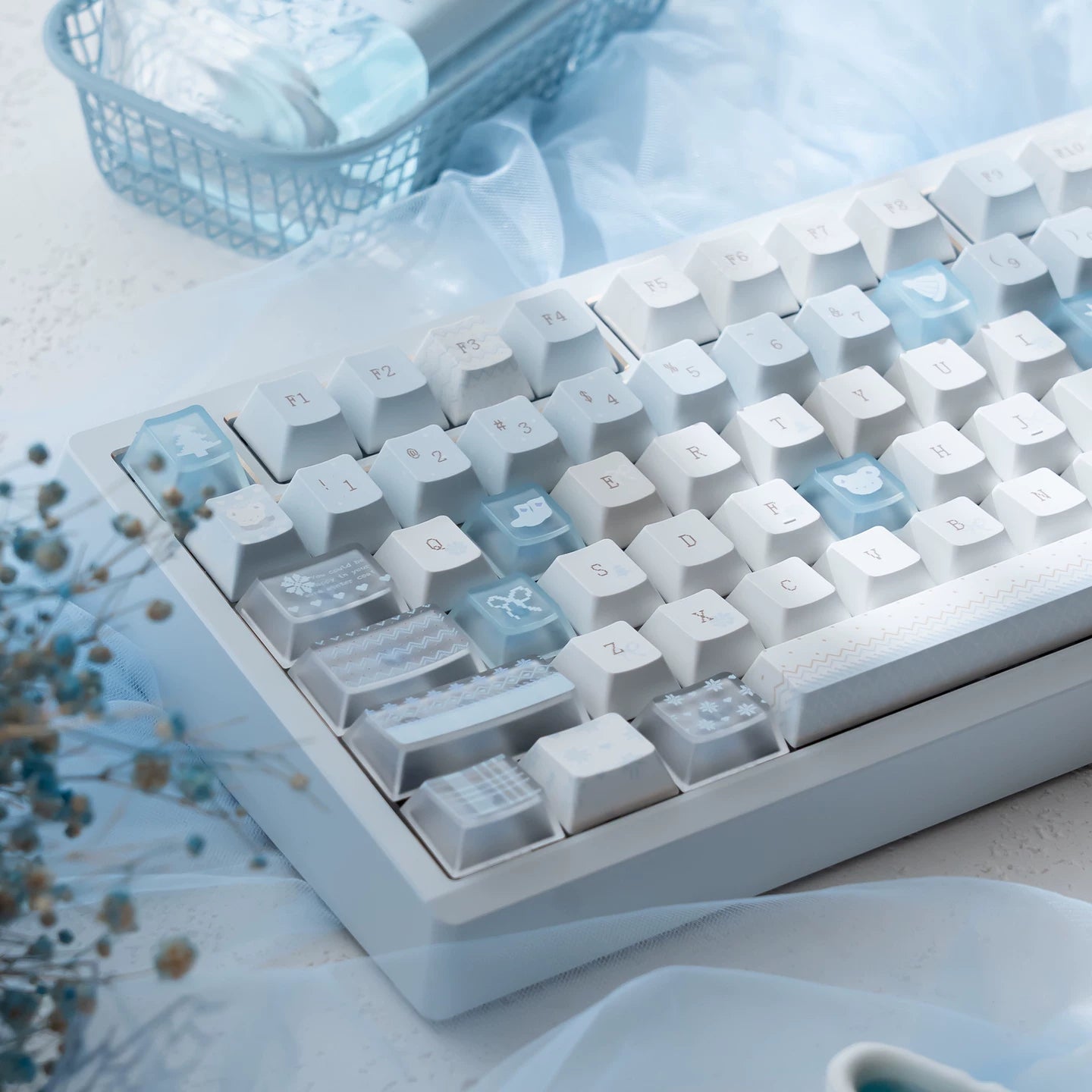 U're Lab Winter Letter Theme PBT Keycaps